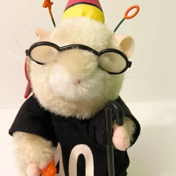 2003 Gemmy Dancing Hamster 40th Birthday They Say its Your  Birthday Beatles - Picture 2 of 16